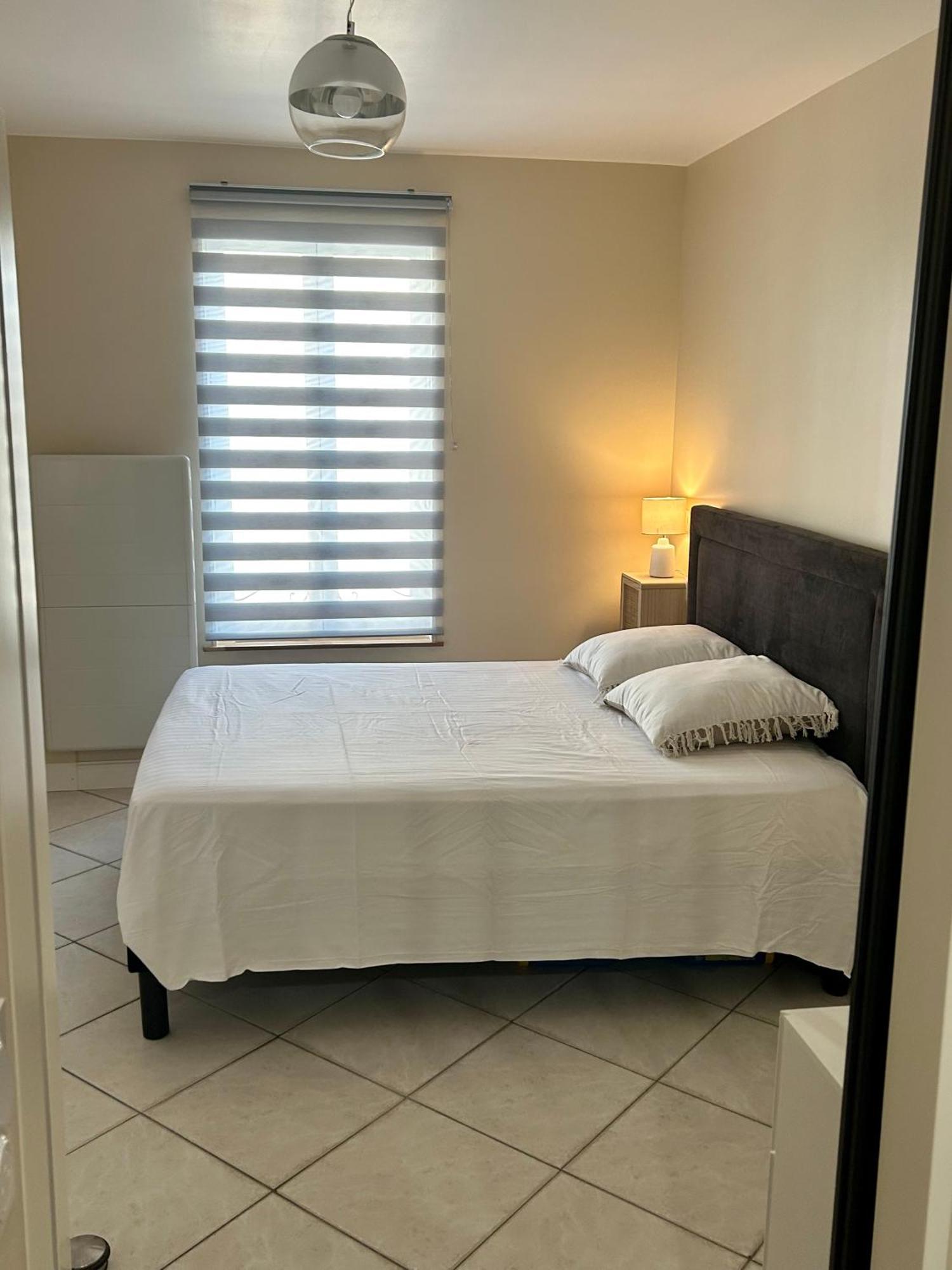T2 Renove Proche Des Arenes Apartment Saintes Exterior foto