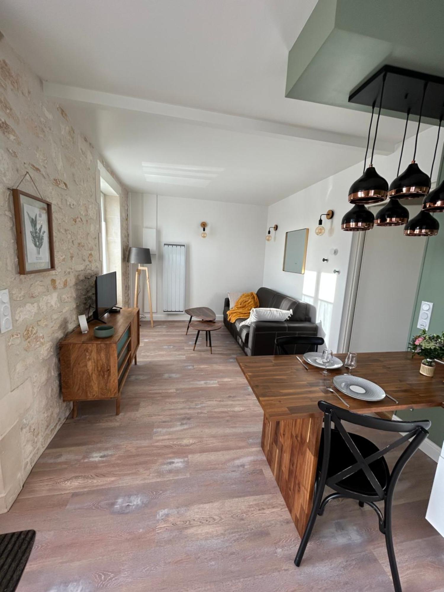 T2 Renove Proche Des Arenes Apartment Saintes Exterior foto